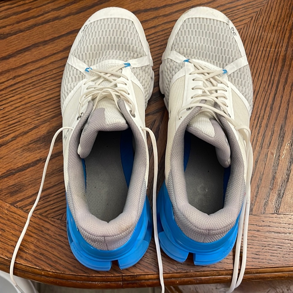 Men’s sneakers